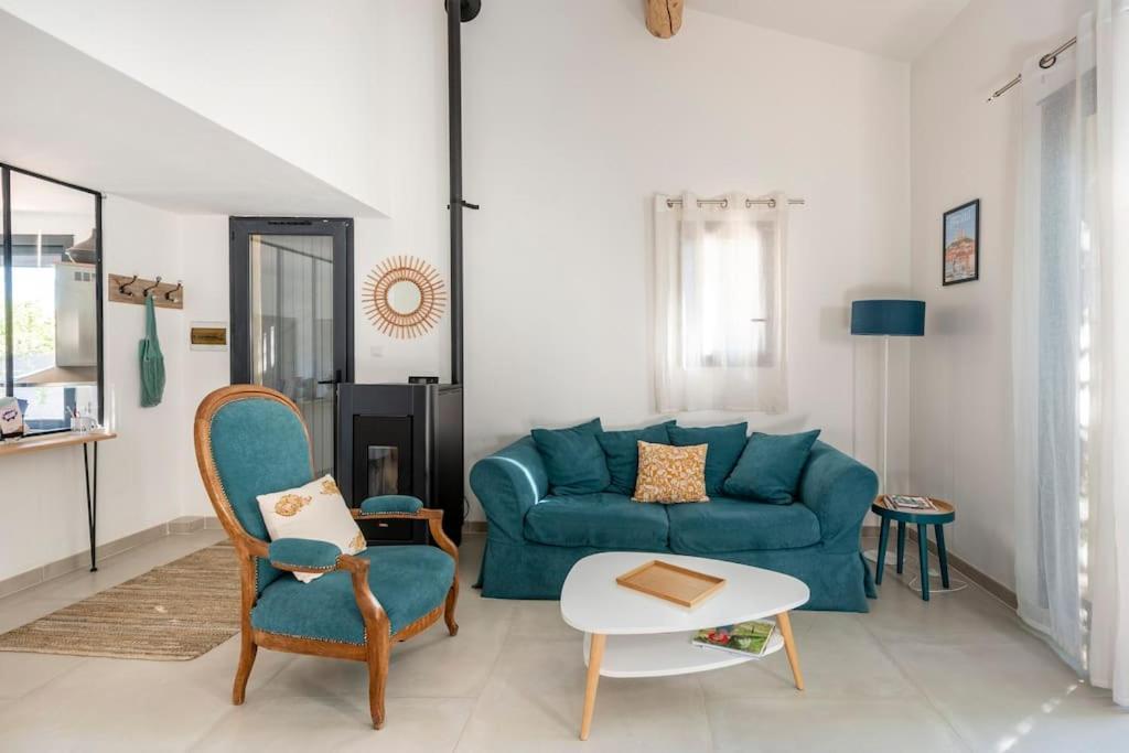 Gîte La Quille - Maison de hameau en Provence pour 4 personnes avec jardin privatif Le Puy-Sainte-Réparade Extérieur photo